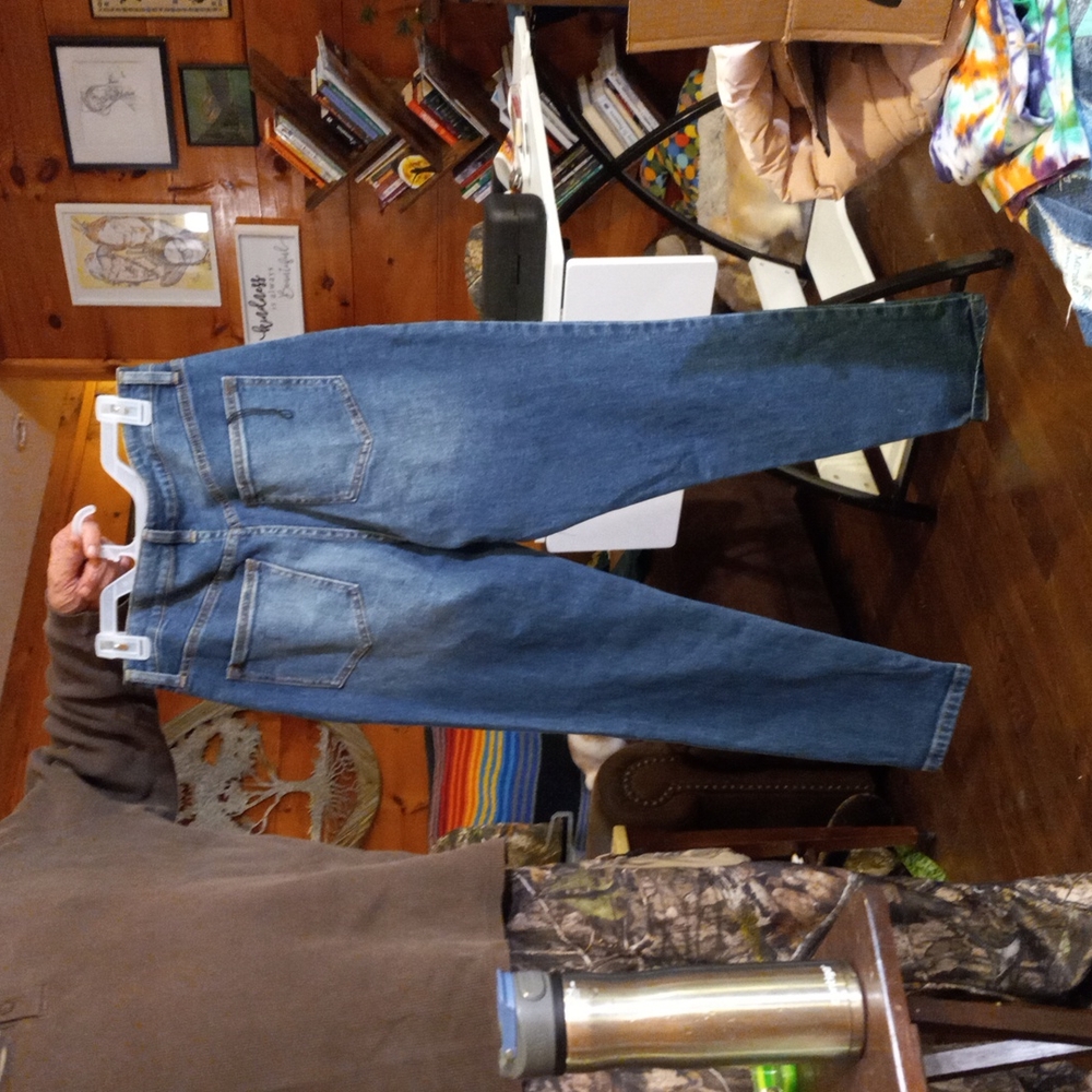 Jeans - Picture 9 of 14